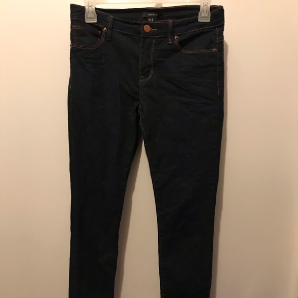 ⚠️Forever 21 Dark Blue Skinny Jeans⚠️ - Picture 1 of 2